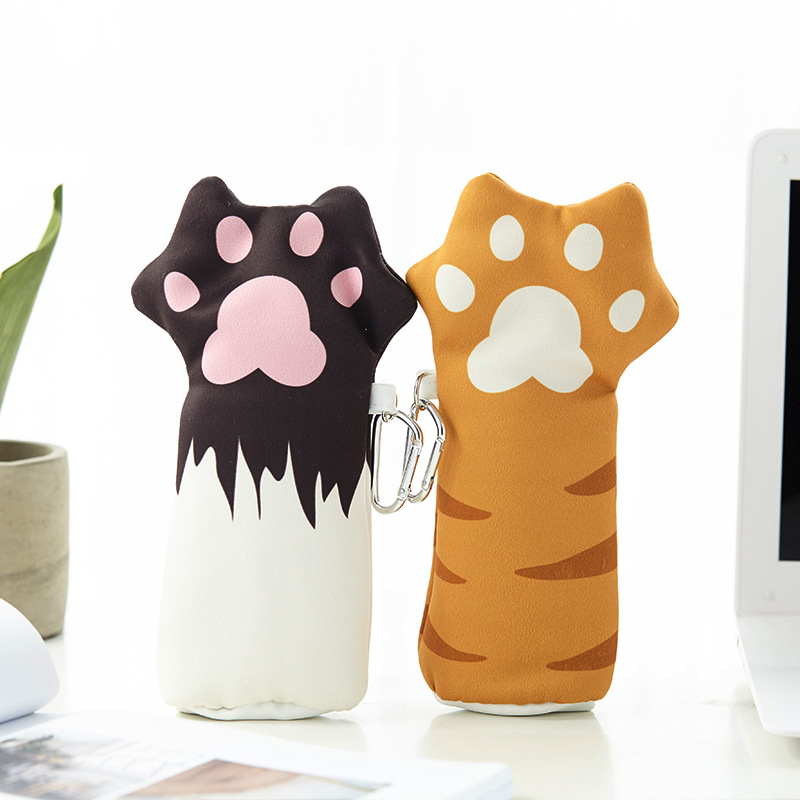 The little fresh cat claw pen bag is a cute pencil-box creative stationery storage bag for both male and female students