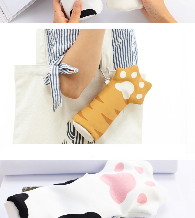 The little fresh cat claw pen bag is a cute pencil-box creative stationery storage bag for both male and female students The little fresh cat claw pen bag is a cute pencil-box creative stationery storage bag for both male and female students