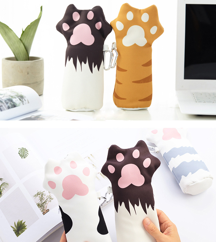The little fresh cat claw pen bag is a cute pencil-box creative stationery storage bag for both male and female students The little fresh cat claw pen bag is a cute pencil-box creative stationery storage bag for both male and female students