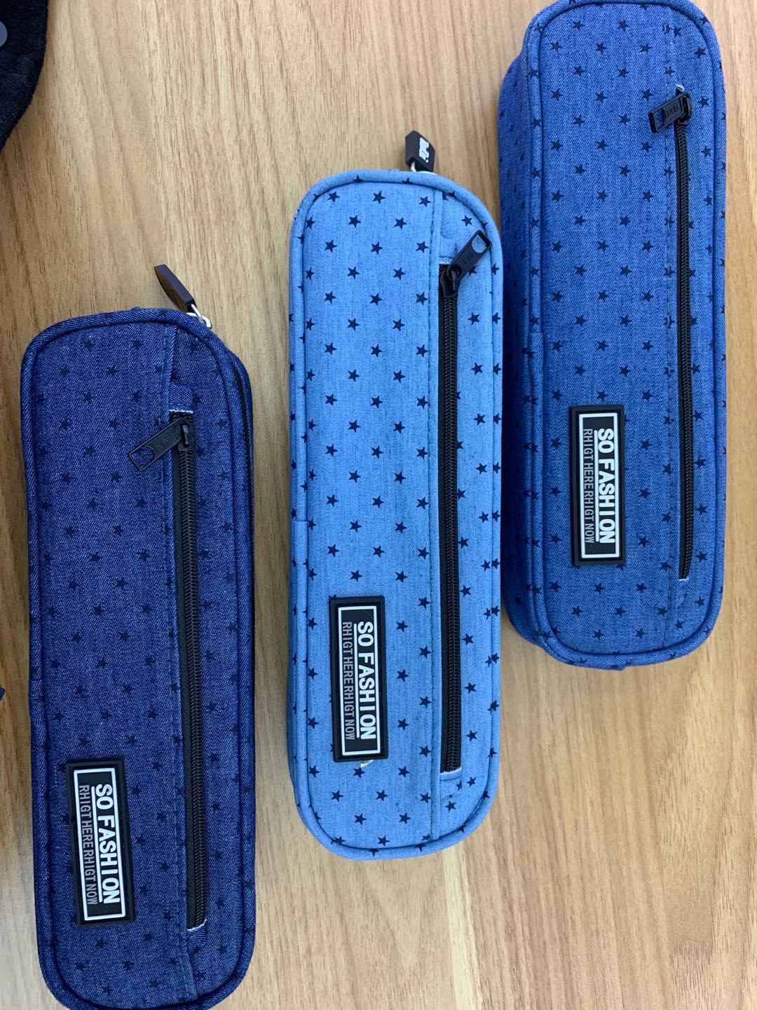 Korean creative simple wind cowboy five-pointed star multi-functional pen bag primary school supplies stationery case