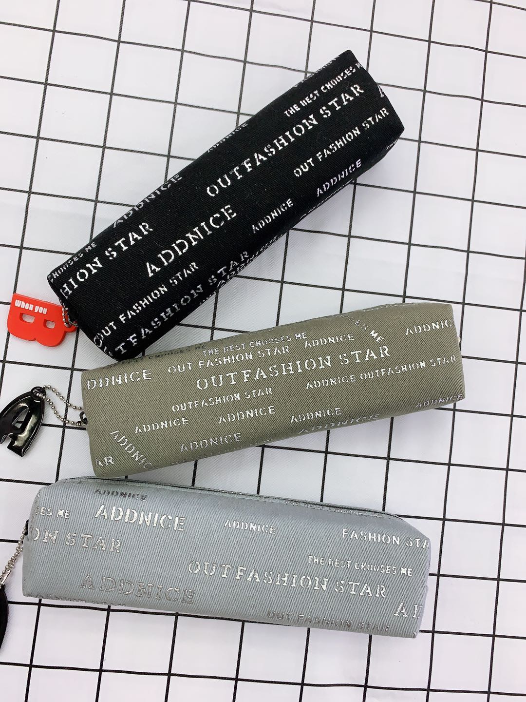 Japan and South Korea creative simple multi-functional hang tag pen bag primary school supplies creative pencil bag 