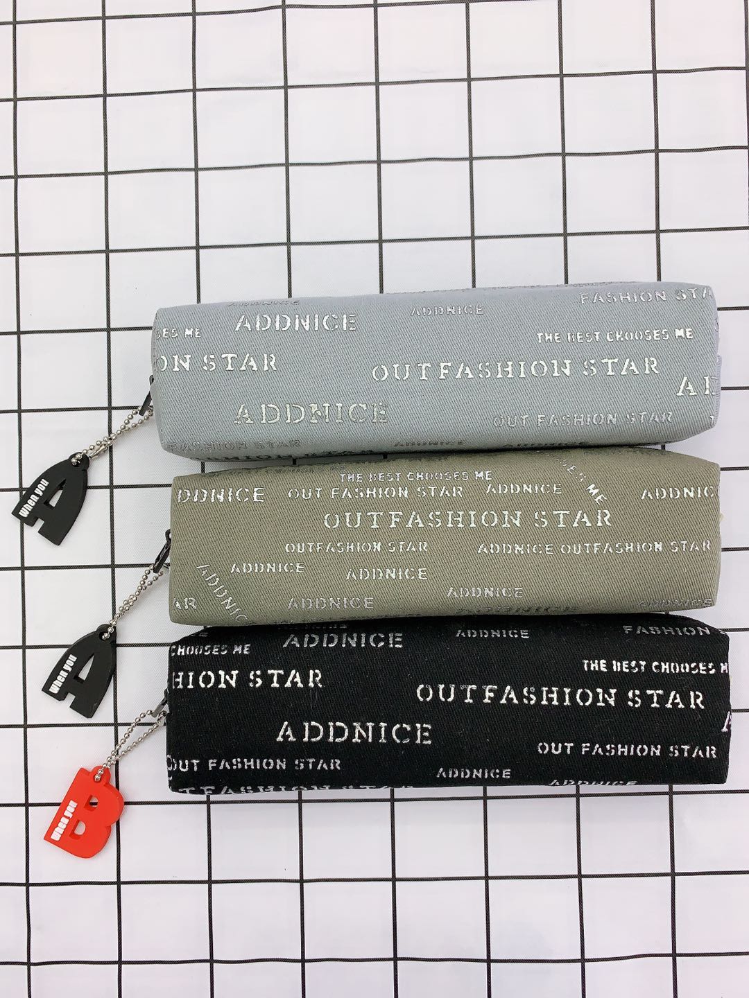 Japan and South Korea creative simple multi-functional hang tag pen bag primary school supplies creative pencil bag 