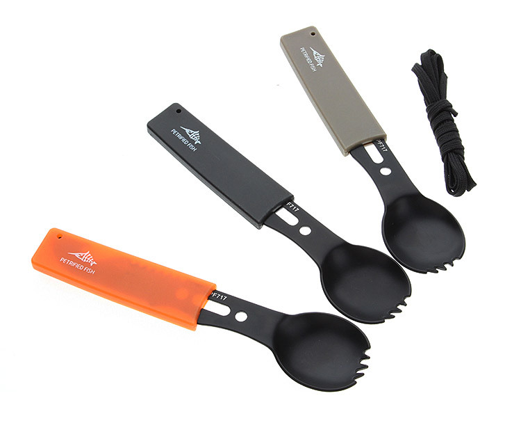 Multifunctional Camping Tableware Knife, Fork and Spoon Integrated Outdoor Knife Camping Survival Knife Treble Whistle Multifunctional Camping Tableware Knife, Fork and Spoon Integrated Outdoor Knife Camping Survival Knife Treble Whistle