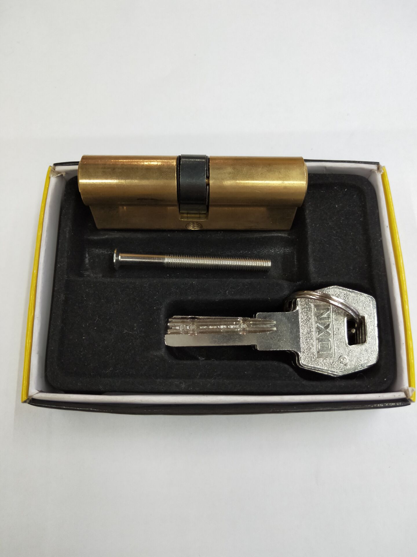 Yituo factory direct sales of copper 70 center new plastic box small packaging door universal lock center
