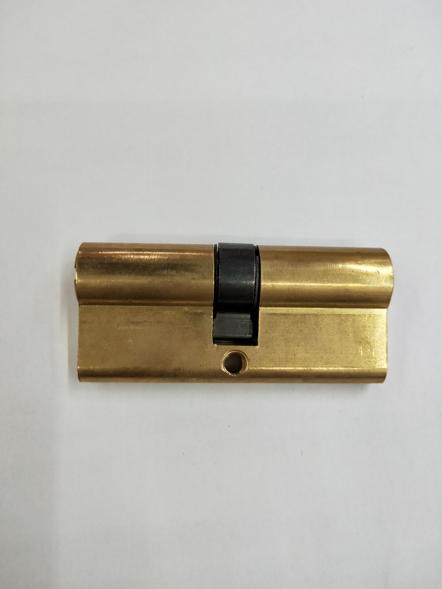Yituo factory direct sales of copper 70 center new plastic box small packaging door universal lock center