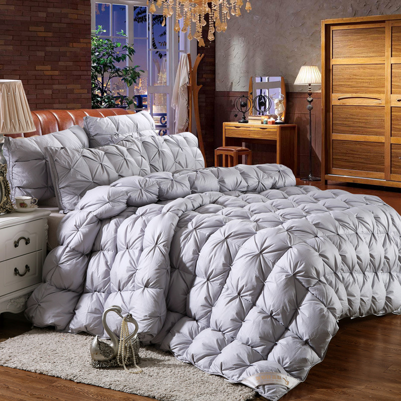 New Pure Cotton Satin French Twisted Duvet Autumn &amp; Winter Quilt 95 Goose down Duvet Hong Kong Crocodile