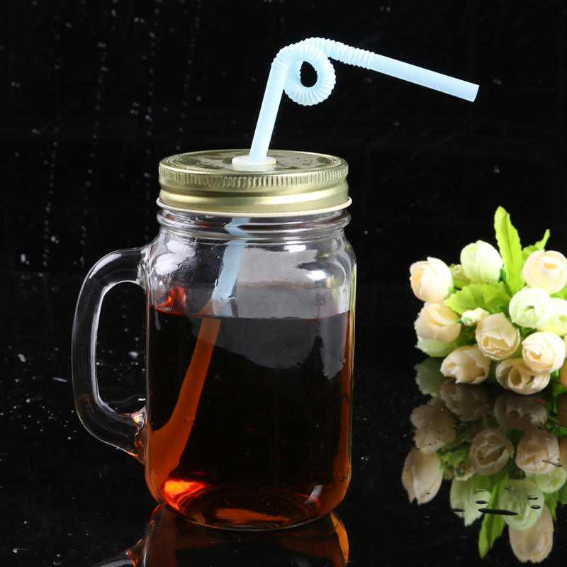 Sealed glass with a glass glass cup with a glass cup.
