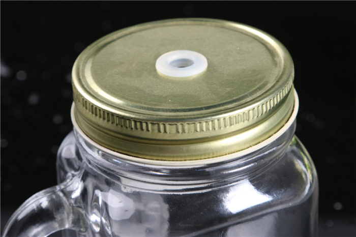 Sealed glass with a glass glass cup with a glass cup. Sealed glass with a glass glass cup with a glass cup.