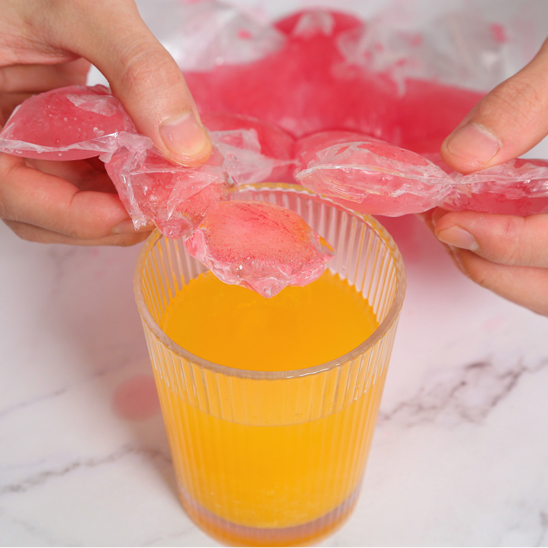 Manufacturer Disposable Ice Pack Self-Sealing Ice Cube Ice Bag Mold Network Red Passion Fruit Frozen Block Mold