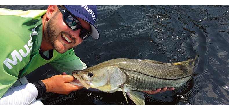 Mustad musida giant 13103SP-NI Norway iron hook hook hook hook hook giant giant sturgeon shipping Mustad musida giant 13103SP-NI Norway iron hook hook hook hook hook giant giant sturgeon shipping