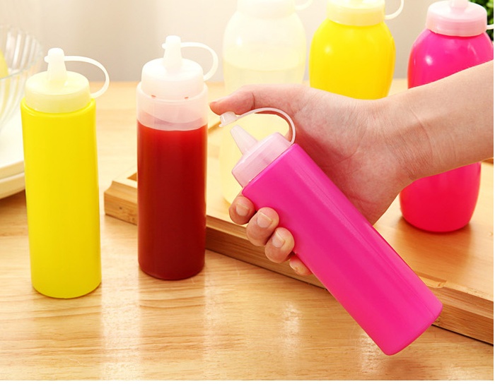 The kitchen has a barbecue seasoning seasoning box cover and kitchen seasoning seasoning bottle The kitchen has a barbecue seasoning seasoning box cover and kitchen seasoning seasoning bottle