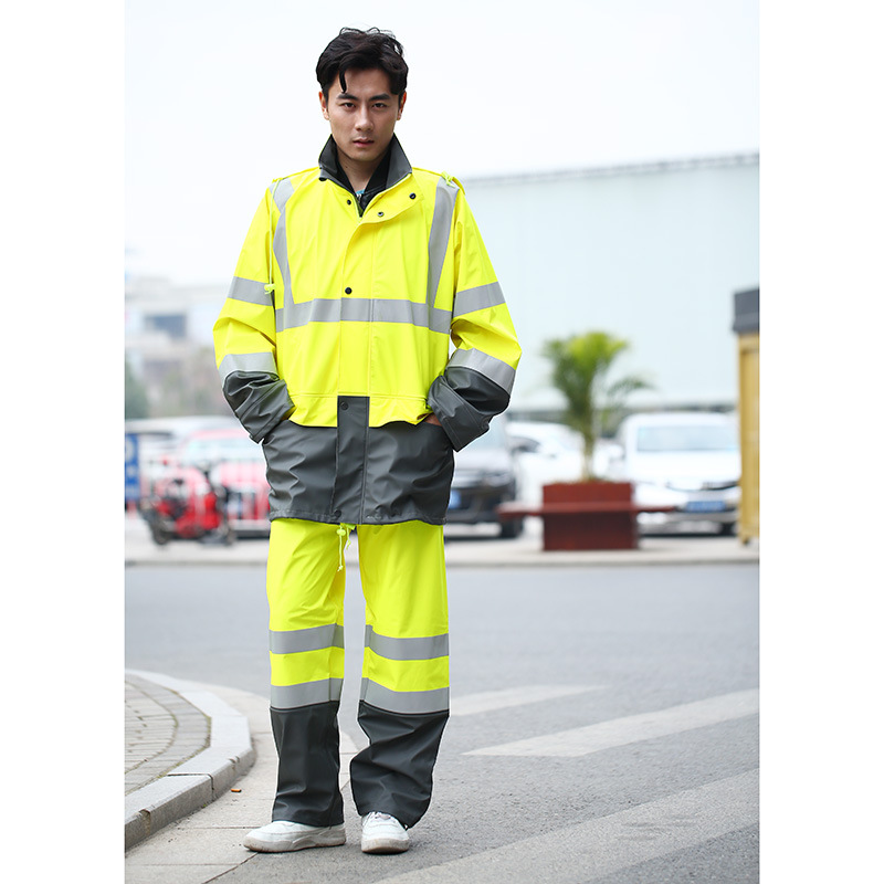 Creative new style PVC traffic safety reflective adult raincoat suit yiwu manufacturer customized wholesale