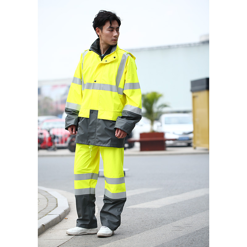 Creative new style PVC traffic safety reflective adult raincoat suit yiwu manufacturer customized wholesale Creative new style PVC traffic safety reflective adult raincoat suit yiwu manufacturer customized wholesale