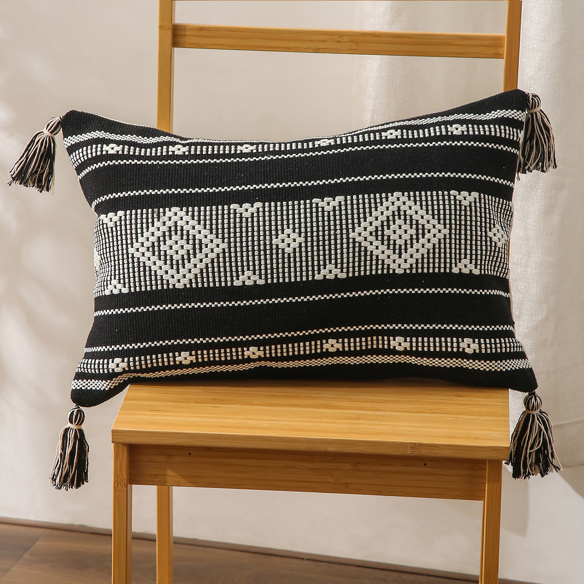 Pillow Amazon Home Ins Nordic Cut Flower Yarn-Dyed Woven Geometric Tassel Pillow Cover North America Cushion Cover