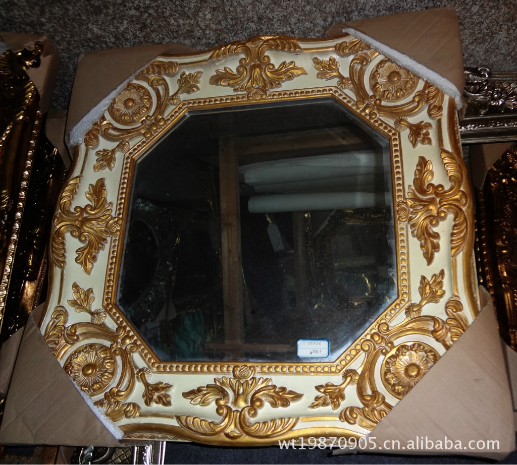 Antique Resin Photo Frame Carved European Canvas Frame Factory Direct Sales Cheap Wholesale 90x120 Gold Antique Resin Photo Frame Carved European Canvas Frame Factory Direct Sales Cheap Wholesale 90x120 Gold