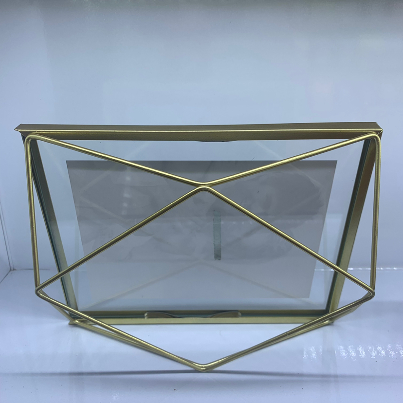 Gentle Times Nordic Geometric Glass Creative Decoration Photo Home Decorative Gift Crafts Metal Photo Frame Gentle Times Nordic Geometric Glass Creative Decoration Photo Home Decorative Gift Crafts Metal Photo Frame