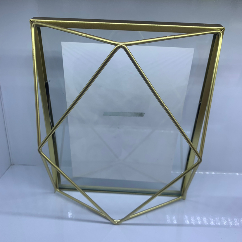 Gentle Times Nordic Geometric Glass Creative Decoration Photo Home Decorative Gift Crafts Metal Photo Frame Gentle Times Nordic Geometric Glass Creative Decoration Photo Home Decorative Gift Crafts Metal Photo Frame