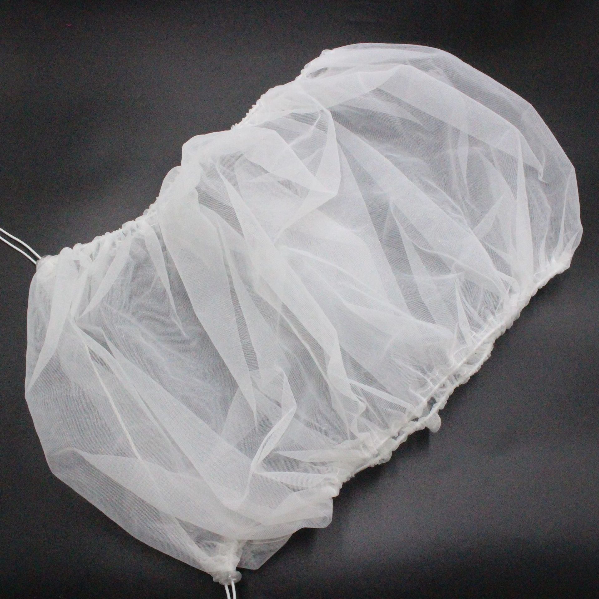 Mesh Bird Cover Dust-Proof Bird Cage Accessories Thrush Starling Yarn Cover Large, Medium and Small Mesh Bird Cover Dust-Proof Bird Cage Accessories Thrush Starling Yarn Cover Large, Medium and Small