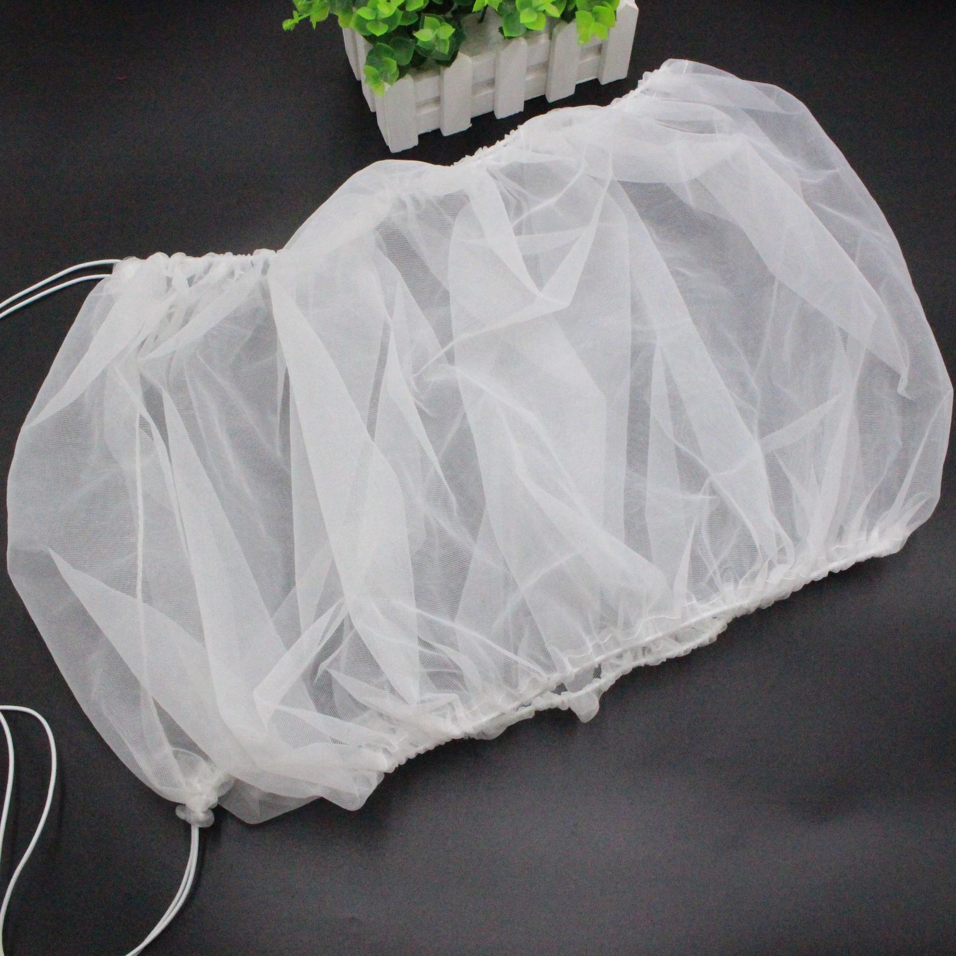 Mesh Bird Cover Dust-Proof Bird Cage Accessories Thrush Starling Yarn Cover Large, Medium and Small Mesh Bird Cover Dust-Proof Bird Cage Accessories Thrush Starling Yarn Cover Large, Medium and Small