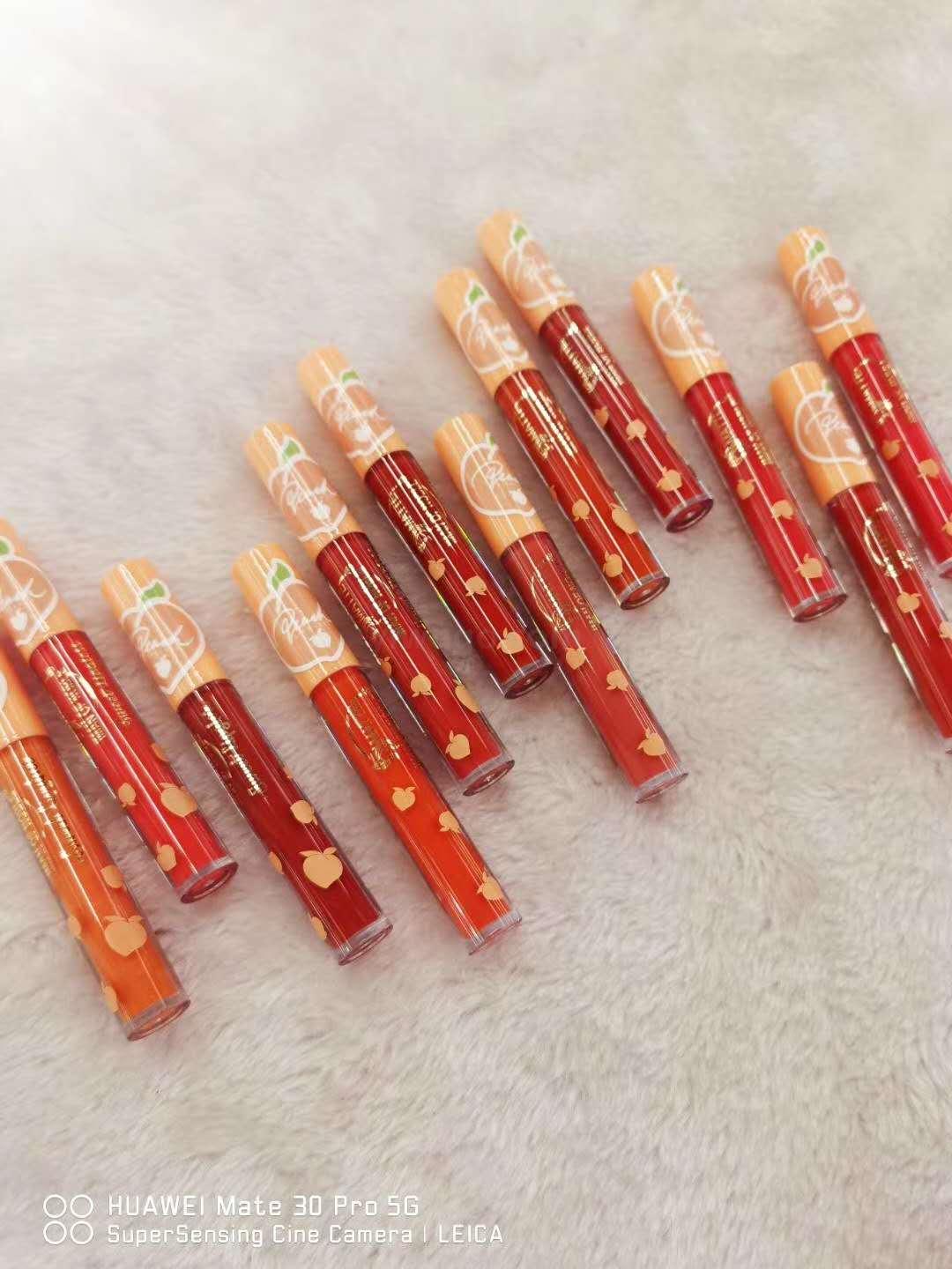 IMAN OF NOBLE brand cross-border hot style moisturizing lipstick 4 color fruit flavor 24 hours nourishing dry skin IMAN OF NOBLE brand cross-border hot style moisturizing lipstick 4 color fruit flavor 24 hours nourishing dry skin