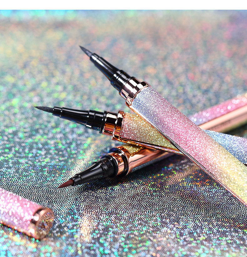 Leezi/Liz bright star charm black makeup eyeliner waterproof not easy to halo makeup smooth liquid eyeliner Leezi/Liz bright star charm black makeup eyeliner waterproof not easy to halo makeup smooth liquid eyeliner