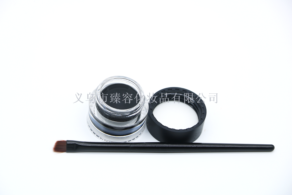 eyeliner