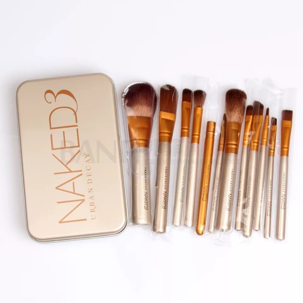 NAKED3 generation beginners 12 color makeup brush professional makeup tools full set of brush iron box