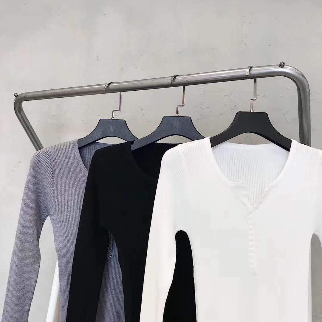 Latest row button makes a bottom unlined upper garment autumn winter knitwear eight color is sweet joker European style