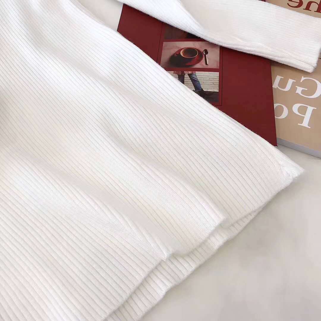 Latest row button makes a bottom unlined upper garment autumn winter knitwear eight color is sweet joker European style