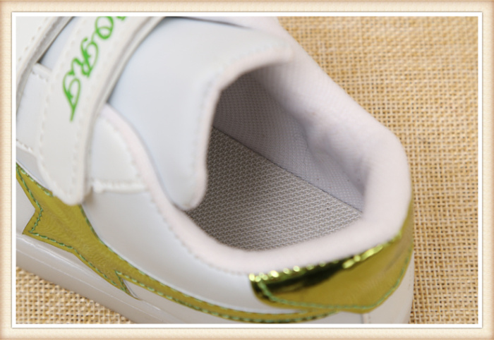 New Korean children's sports shoes led lights children's shoes baby shoes with light shoes