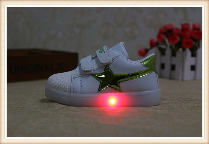 New Korean children's sports shoes led lights children's shoes baby shoes with light shoes