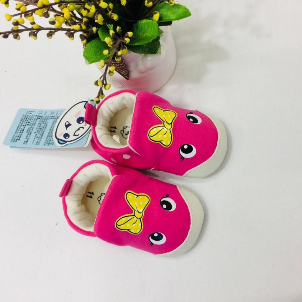 Snow doll baby men and women baby shoes leather grain soft sole skin-friendly cotton manufacturers