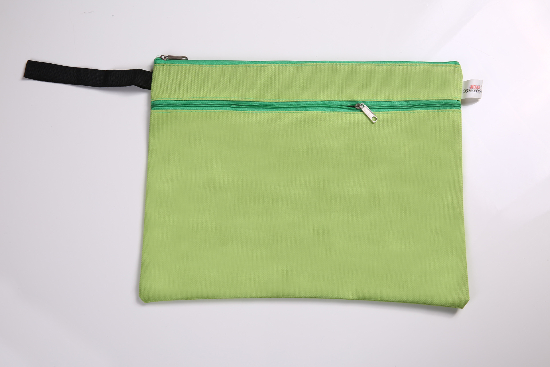 Oxford fabric double zippered SEC bag with folder in hand