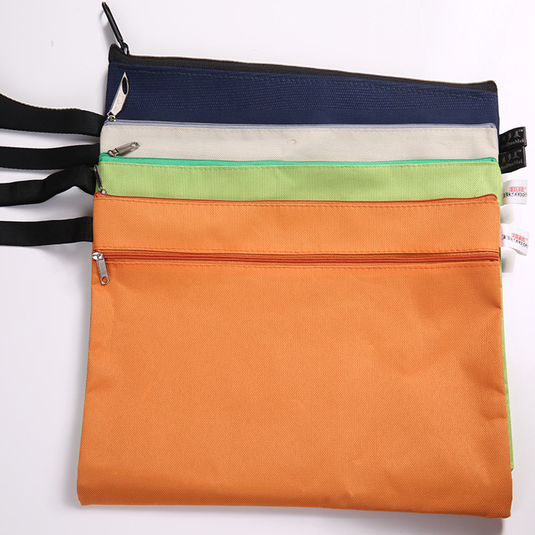 Oxford fabric double zippered SEC bag with folder in hand Oxford fabric double zippered SEC bag with folder in hand