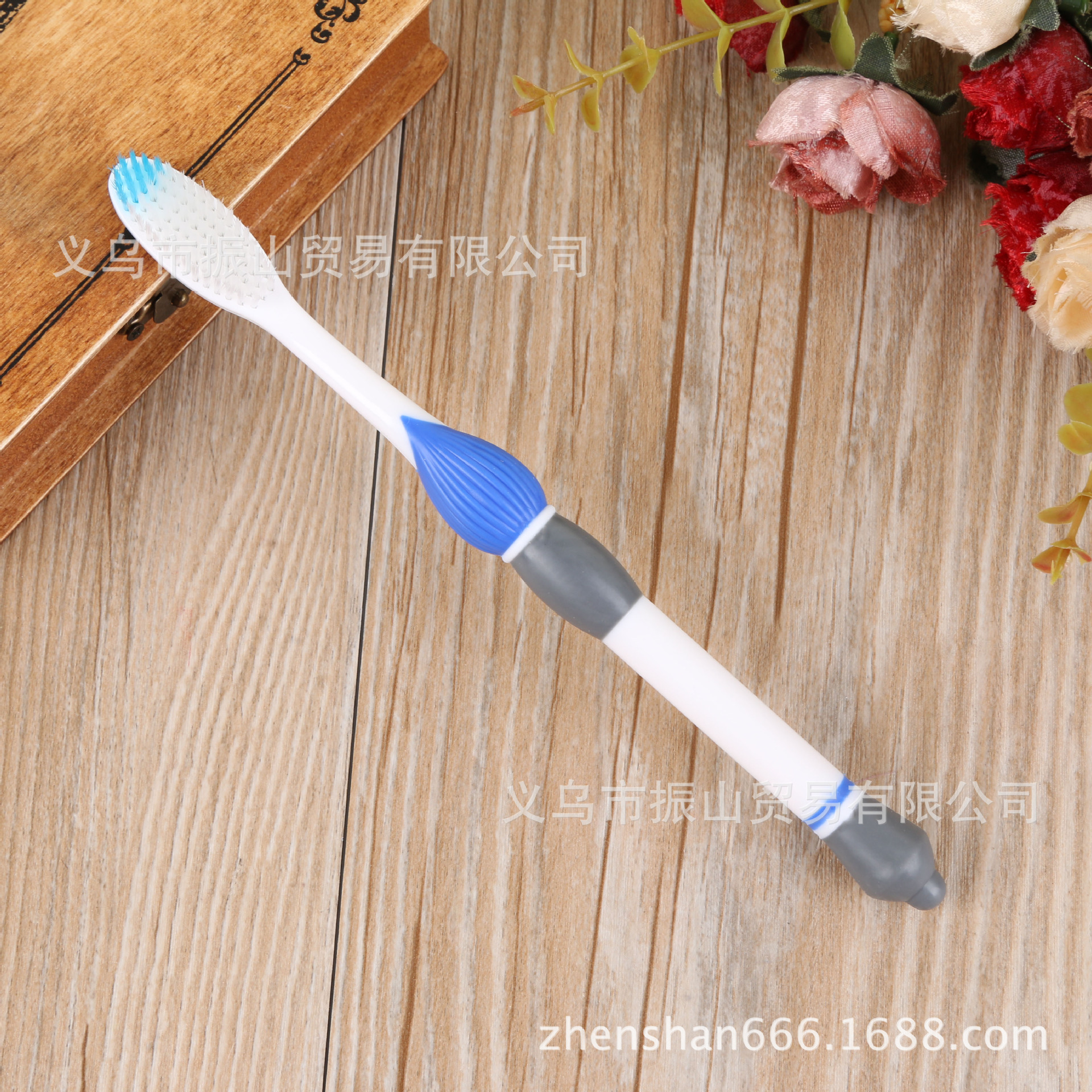 6617 Cool Writing Brush Type Super Dense Pioneer Soft-Bristle Toothbrush 6617 Cool Writing Brush Type Super Dense Pioneer Soft-Bristle Toothbrush
