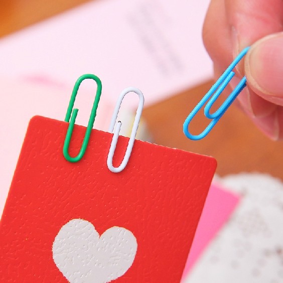 Manufacturer direct selling color plastic bag paper clip 50mm paper clip yiwu spot Manufacturer direct selling color plastic bag paper clip 50mm paper clip yiwu spot