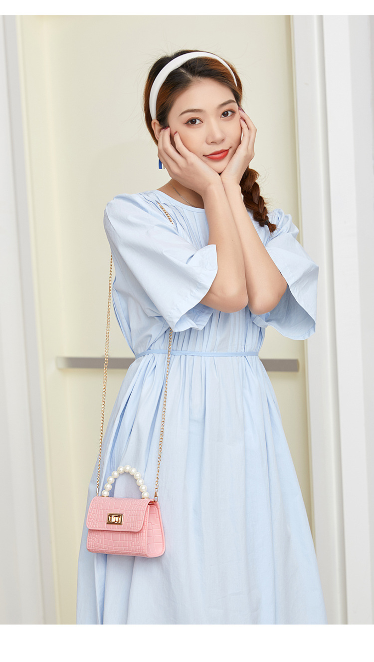 Women's Bag 2021 New Mini Crocodile Pattern Lock Pearl Handle Gel Bag Fresh Lipstick Pack Foreign Trade