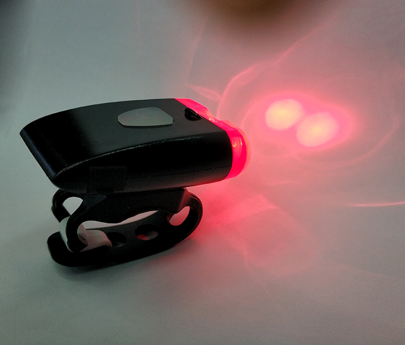 Usb rechargeable bicycle headlight Bicycle headlight tail light night riding light flashlight safe riding equipment Usb rechargeable bicycle headlight Bicycle headlight tail light night riding light flashlight safe riding equipment