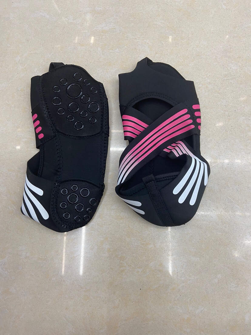 Yoga Shoes Aerial Women's Soft Bottom Non-Slip Pilates Shoes Five Finger Training Yoga Socks Yoga Shoes Aerial Women's Soft Bottom Non-Slip Pilates Shoes Five Finger Training Yoga Socks