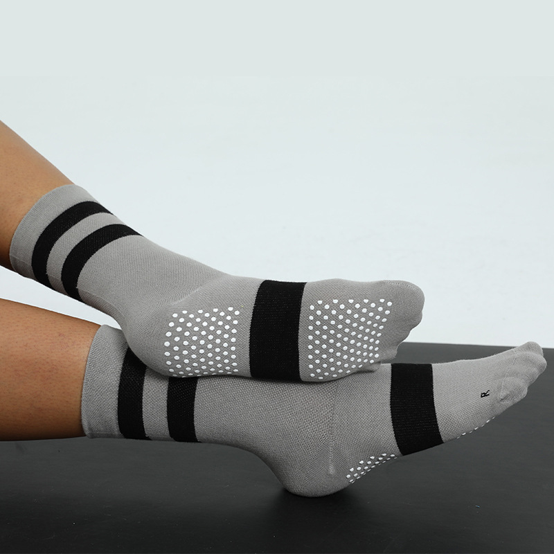 New Cross-Border Women&#039;s Yoga Mid-Length High-Top Pilates Floor Trampoline Sports Fitness Anti-Slip Breathable Socks