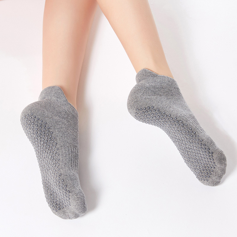 Four Seasons Women&#039;s Yoga Socks Professional Yoga Socks Non-Slip Beginner Aerial Pilates Trampoline Workout Socks