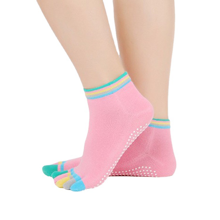 Non-Slip Five Finger Yoga Pilates Trampoline Socks Professional Sports Dispensing Indoor Floor Massage Cotton Socks Factory Direct Supply
