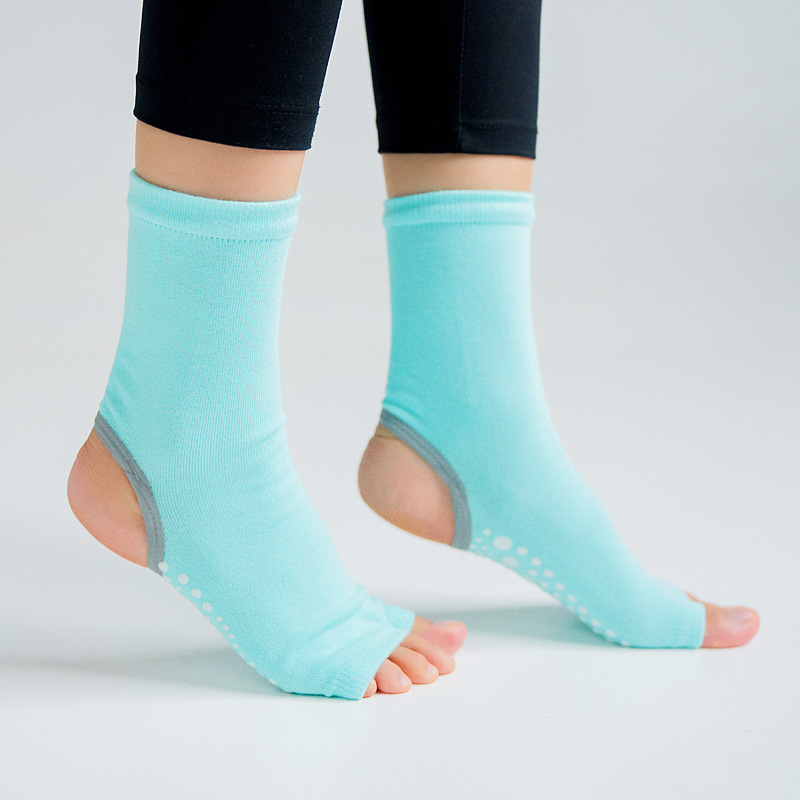 Four Seasons Mid-Calf Length Taekwondo Half Finger Finger Yoga Socks Female Five Finger Pilates Yoga Stockings for Dancing Trampoline Socks