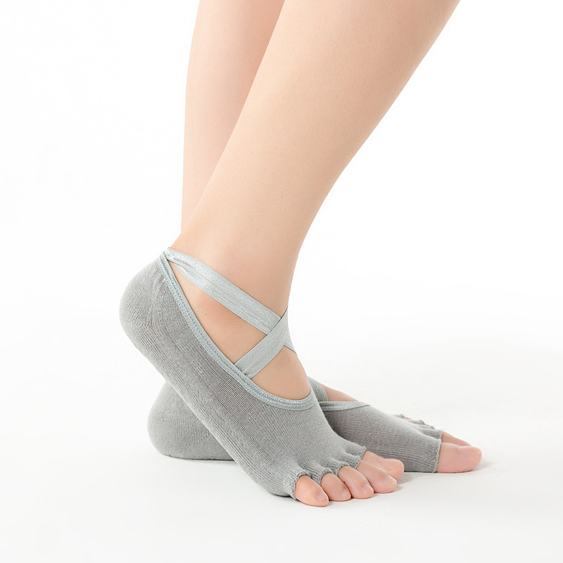 Yoga Socks Silicone Non-Slip Finger Socks Professional Female Trampoline Sports Fitness Pilates Beginner Yoga Socks Female
