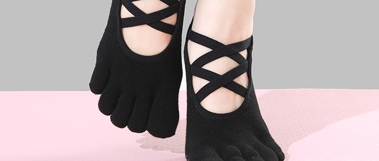 Autumn and Winter New Pilates Socks Yoga Socks Toe Socks Non-Slip Socks Professional Sports All-Inclusive Backless Multi-Strap Autumn and Winter New Pilates Socks Yoga Socks Toe Socks Non-Slip Socks Professional Sports All-Inclusive Backless Multi-Strap