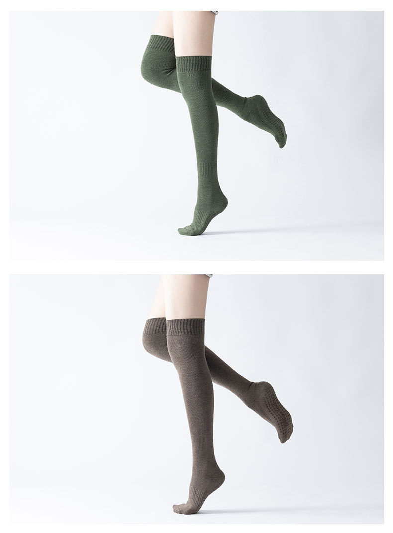 Autumn and Winter New over-the-Knee Long Tube Yoga Socks round Head Non-Slip Pilates Leg Warming Foot Sock Terry Velvet Thickened