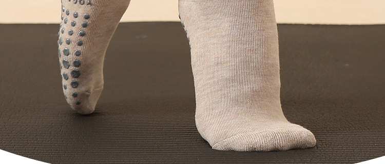 New Autumn and Winter Long Tube Yoga Socks Long Pilates Socks All-Inclusive Women's Terry Fleece Thickened Offset Printing Sequins