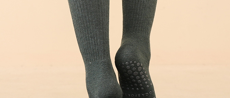 New Autumn and Winter Long Tube Yoga Socks Long Pilates Socks All-Inclusive Women's Terry Fleece Thickened Offset Printing Sequins