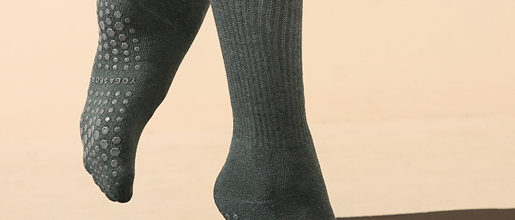 New Autumn and Winter Long Tube Yoga Socks Long Pilates Socks All-Inclusive Women's Terry Fleece Thickened Offset Printing Sequins