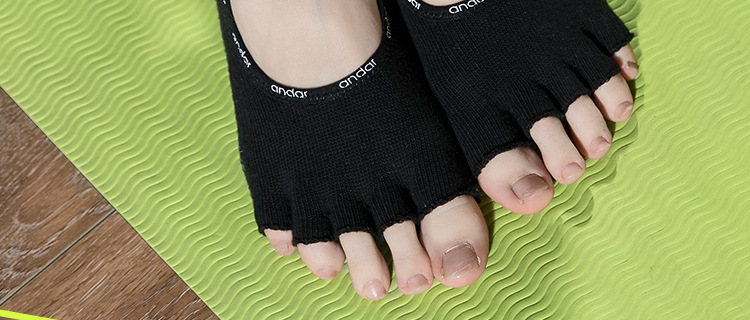 Non-Slip Yoga Socks Toe Socks Sports Professional Pilates Socks Open Toe Back High Quality Silicone Foreign Trade Set Logo